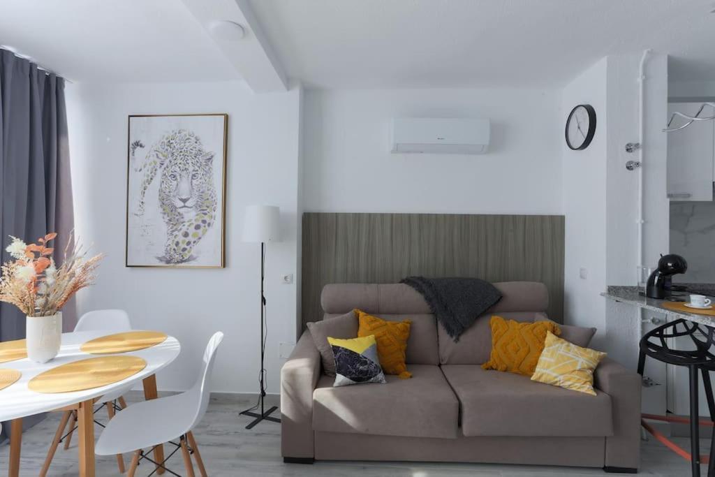 Apartamentos De Benidorm, Playa Poniente, Espana Exterior photo
